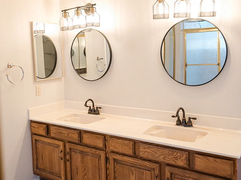 3980 E Graythorn St — Photo 54