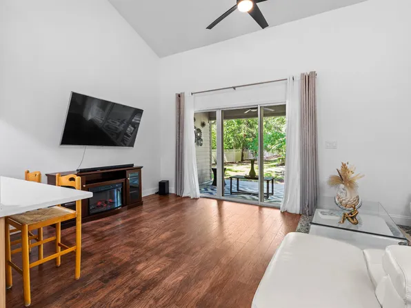 1215 NW 55th St Unit 7, Gainesville, FL 32605
