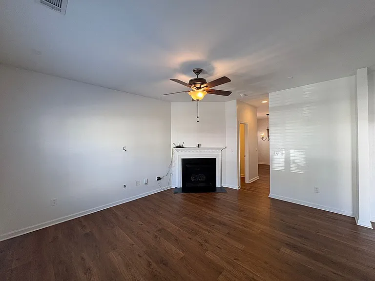 130 Pin Oak Ct — Photo 6