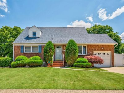 132 Lincoln Road, Franklin Square, NY, 11010
