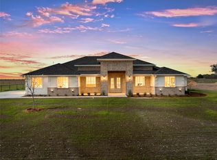 995 Galaxy Rd, Woodway, TX 76712