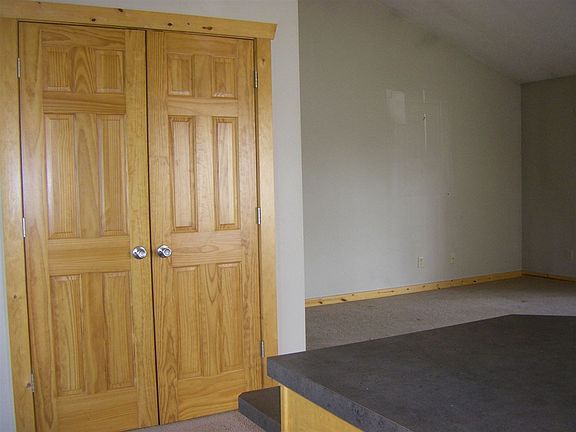 4th image of 8460 E Milner Ave