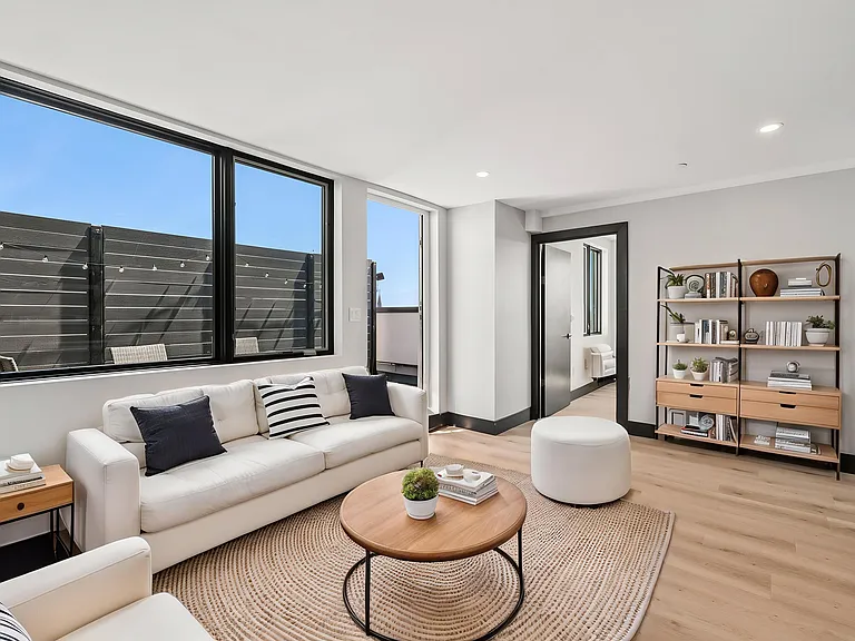 88 Linden Blvd #8E — Photo 1