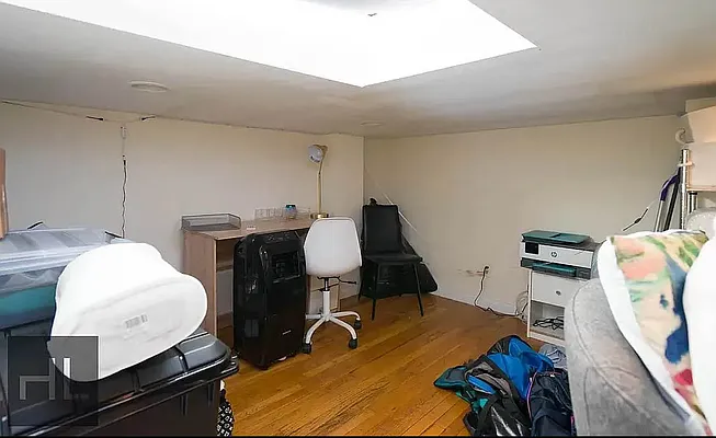 Rented by Highline Residential | media 23