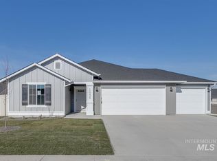 4581 E Stone Falls Dr, Nampa, ID 83686