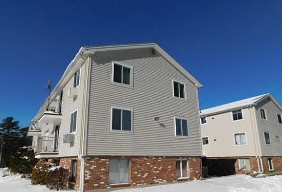 4th image of 8 Royal Dane Dr APT 68