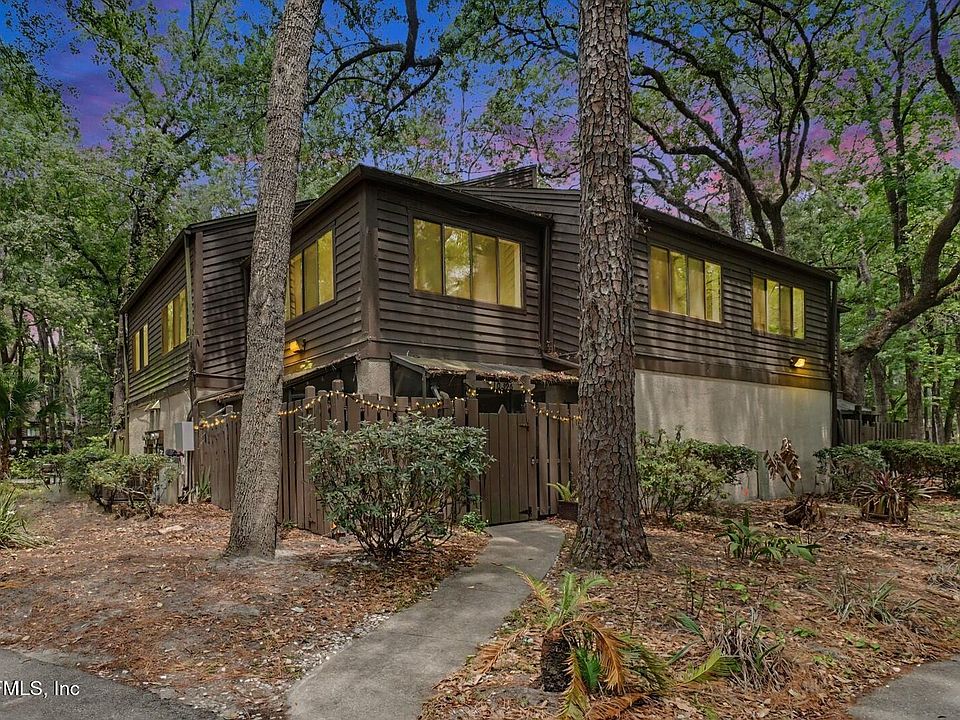 1st image of 10396 BIGTREE Circle