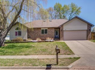 2148 S Glenn Ave, Springfield, MO 65807