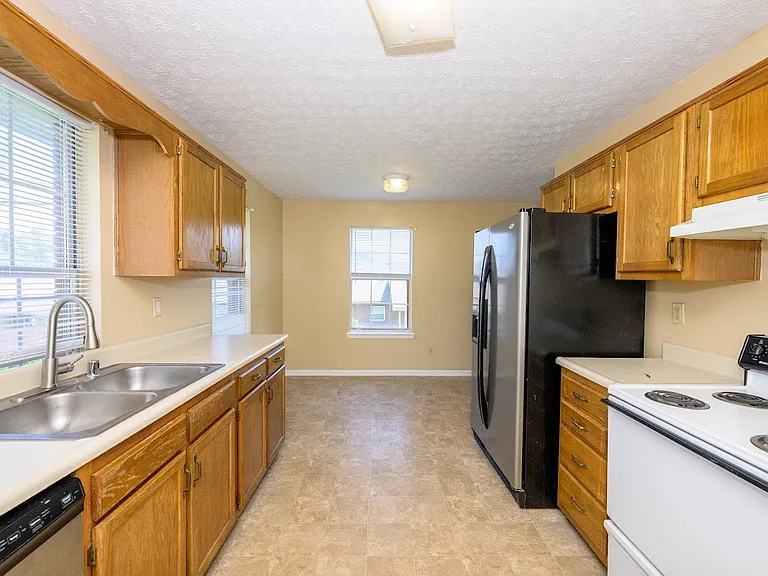803 Candice Ave #D — Photo 9