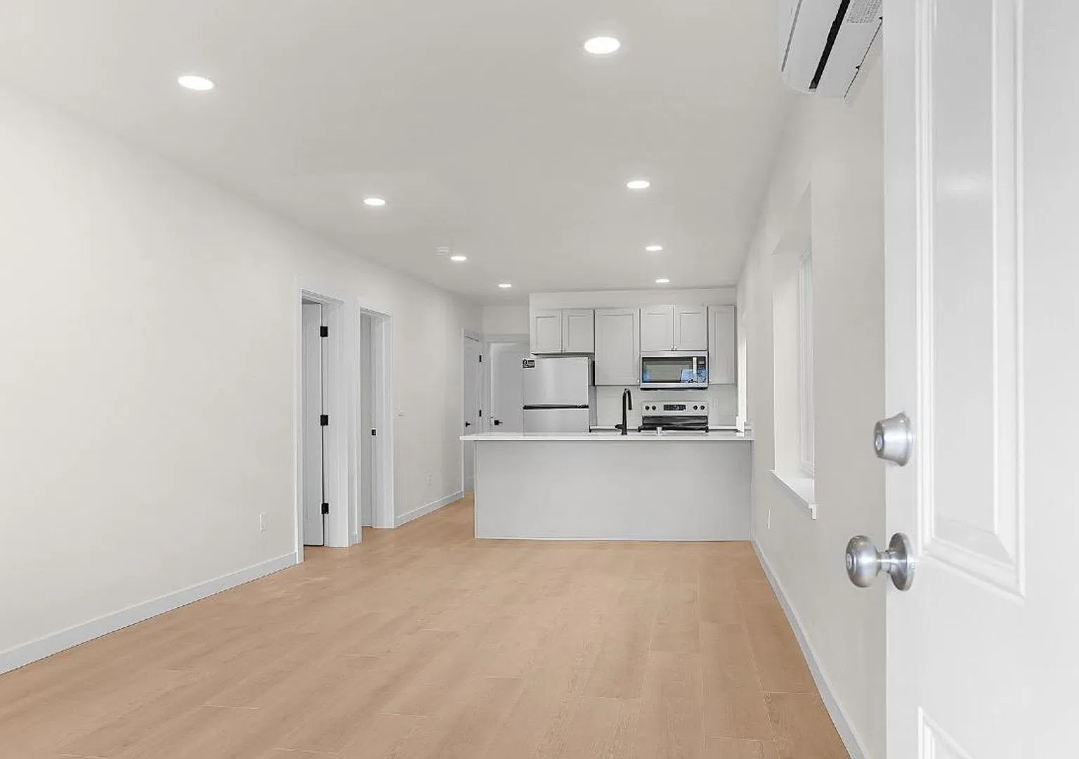 Magnolia's best - lower unit of Duplex — Photo 2