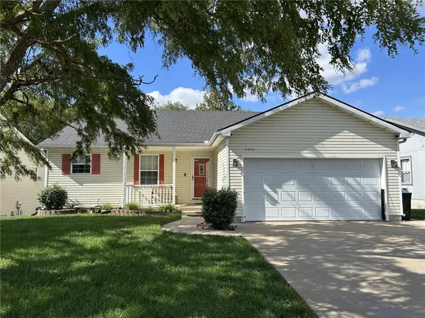 5003 University Ave, Saint Joseph, MO 64503