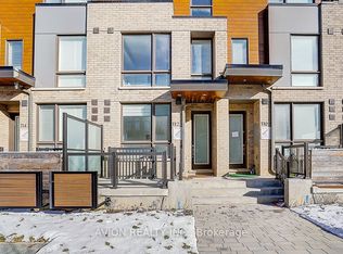 112 Green Gardens Blvd, Toronto, ON M6A0E5