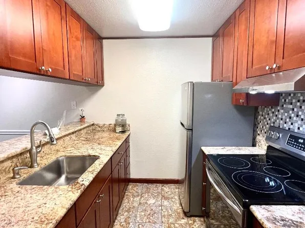 2148 Shelter Creek Ln, San Bruno, CA 94066