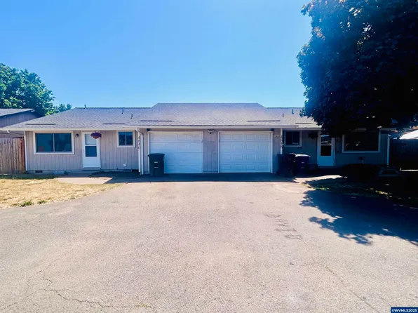 4838 State St, Salem, OR 97301