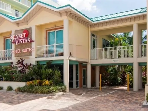 12000 Gulf Blvd #304, Treasure Island, FL 33706