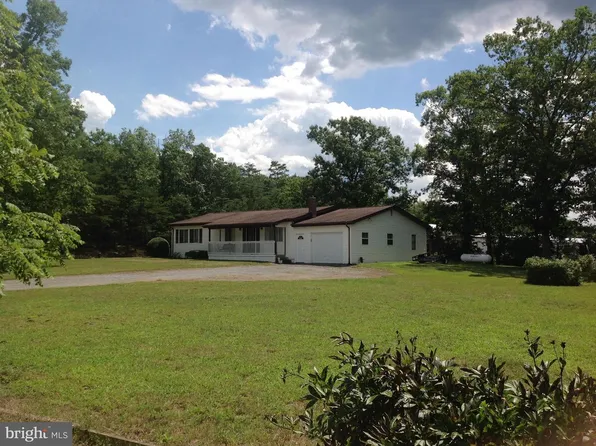 479 Frosty Hollow Rd, Fisher, WV 26818