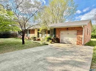 601 Milton Rd, Athens, AL 35611