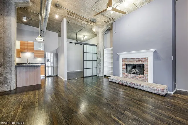 110 N Peoria St #406 — Photo 11