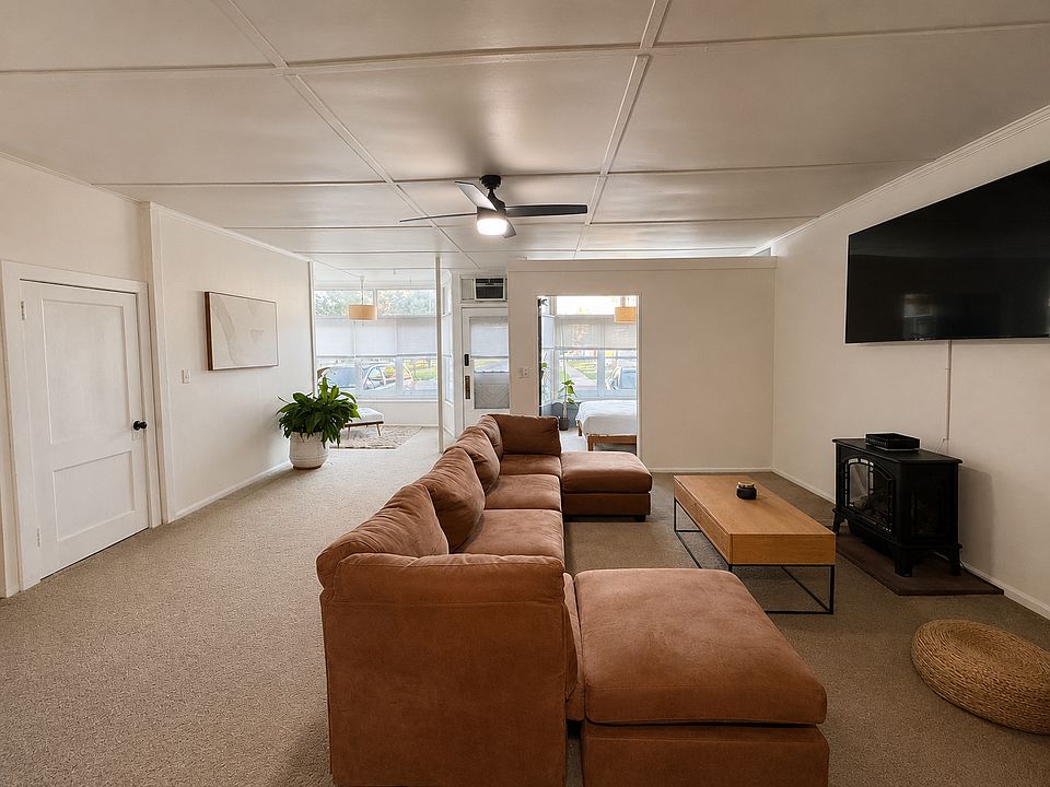 1st image of 14 Mechanic Ave APT 1
