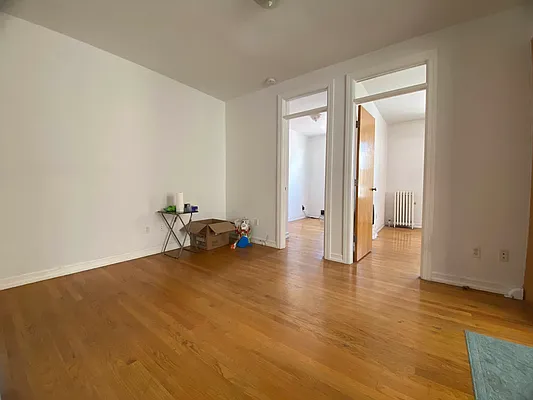 Rented by Rentiko Inc | media 33