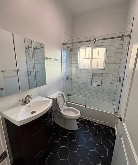 1037 S Redondo Blvd #3/4 — Photo 7