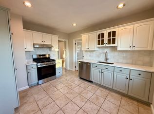 35 Lindale Ave #2, Dedham, MA 02026