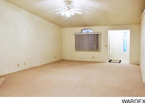4th image of 3151 Caliente Dr