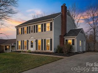 5528 Doverstone Ct, Charlotte, NC 28208