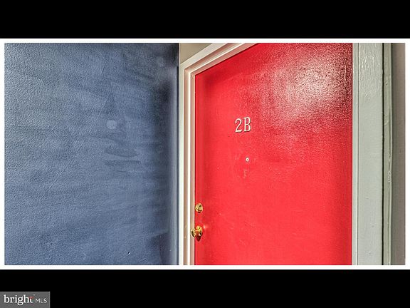 3rd image of 1001 Saint Paul St Unit 2B