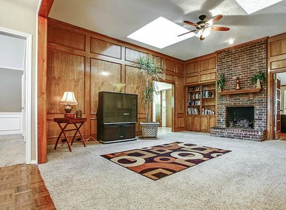 2nd image of 4110 Furneaux Ln