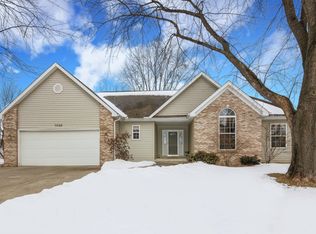 1826 Dolly Ct, Sandwich, IL 60548