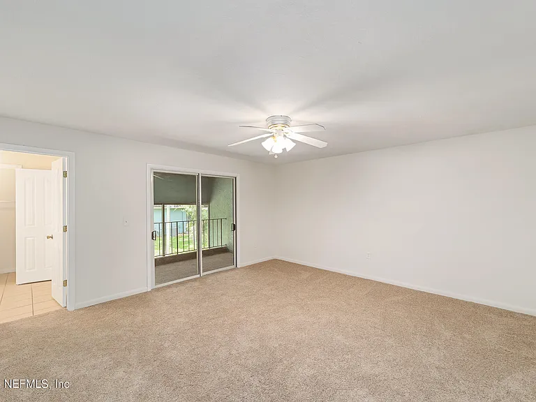501 SW 75th St #H6 — Photo 24