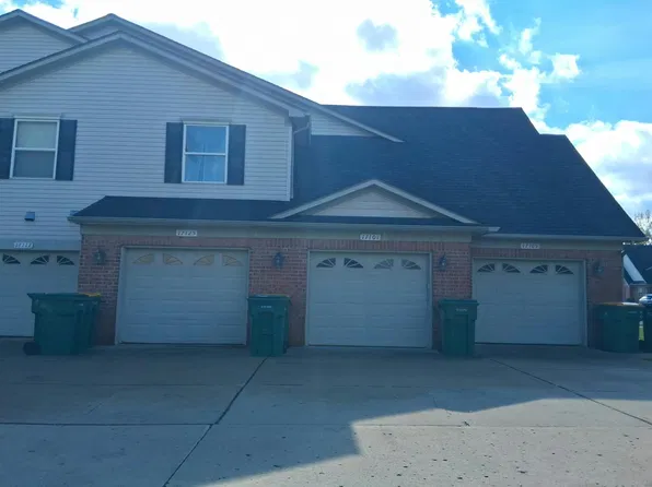 17101 Higdon Dr, Brownstown, MI 48193