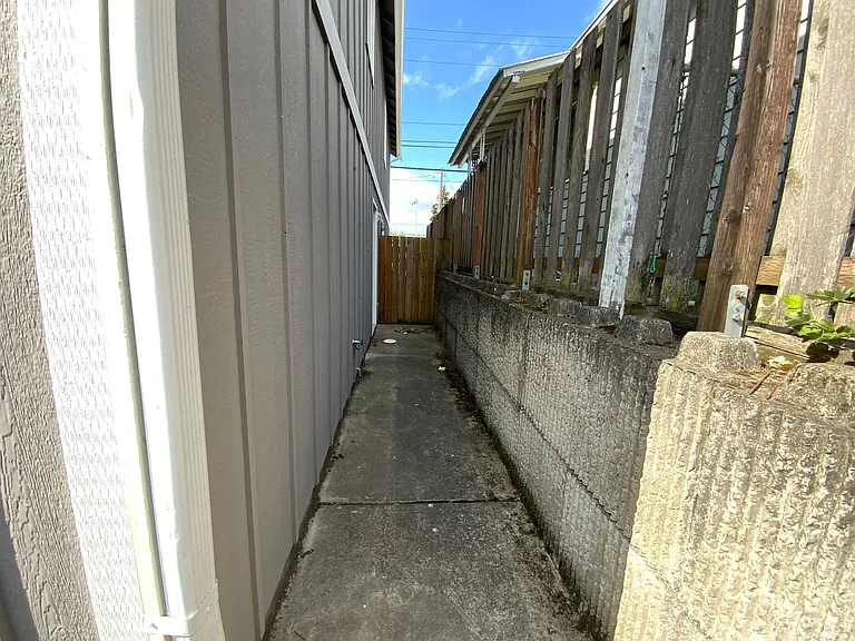 SEA 3508 S 45th — Photo 8