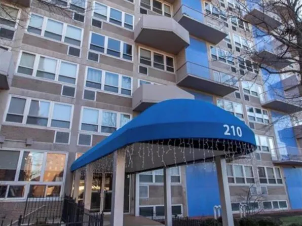 210 17th #1012, Saint Louis, MO 63103