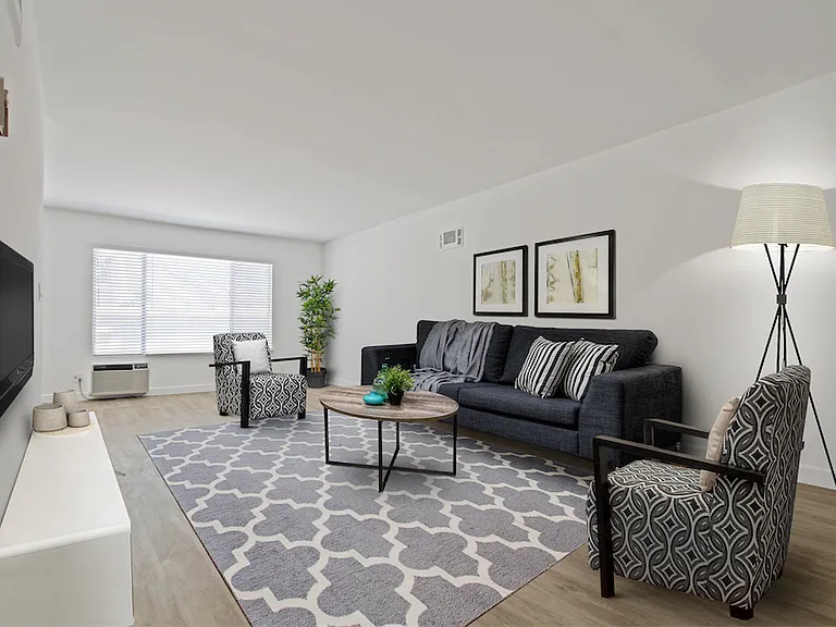 Bentley Avenue Apartments — Photo 54