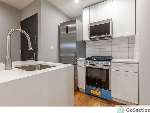 4th image of 12615 Jamaica Ave Unit 2B