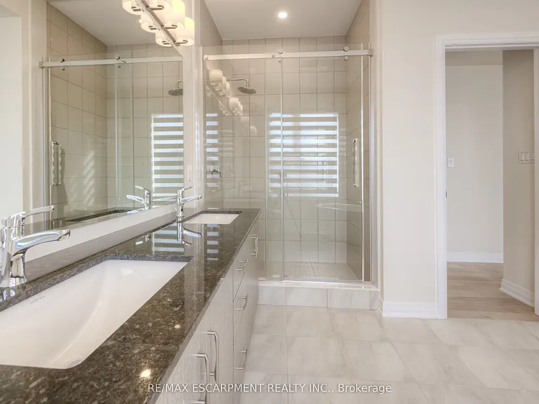 104 Settlers Rd E — Photo 26