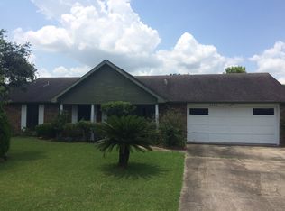 4526 W Meadow Ln, Lake Charles, LA 70605