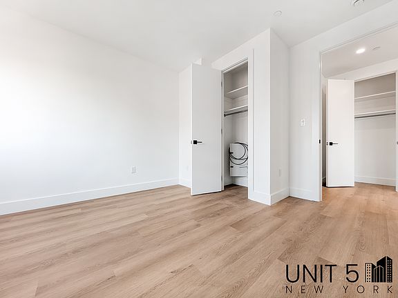 5th image of 23 Spencer Pl #5A