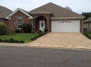 312 Autumnridge Cir, Hot Springs, AR 71901