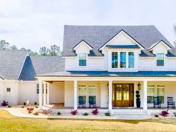 301 Waddesdon Dr, Macon, GA 31220