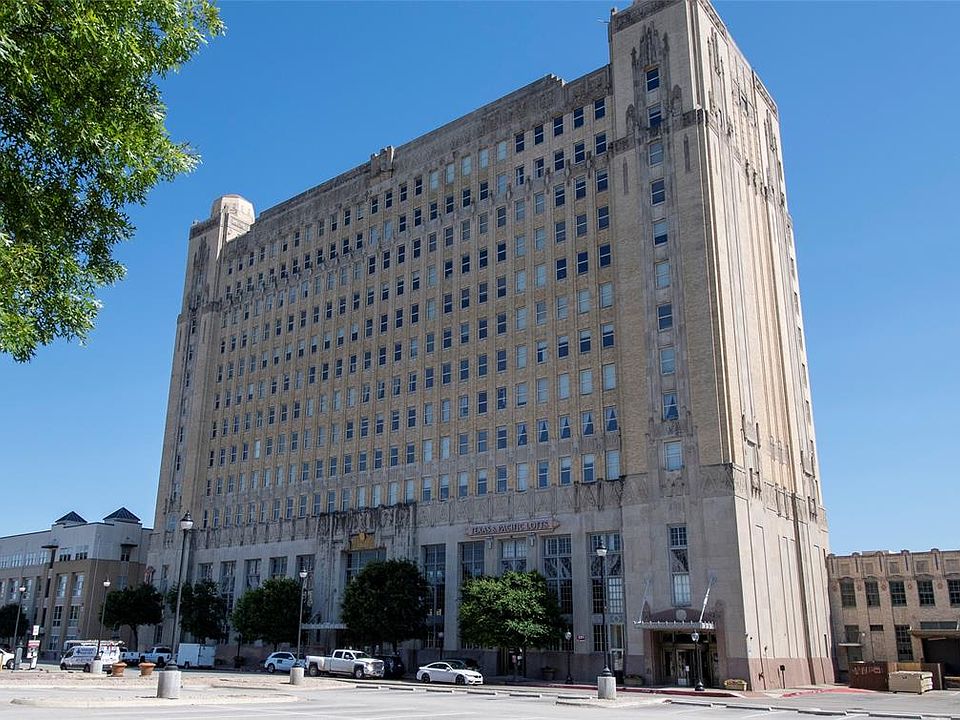 Texas & Pacific Lofts - Historic High-Rise