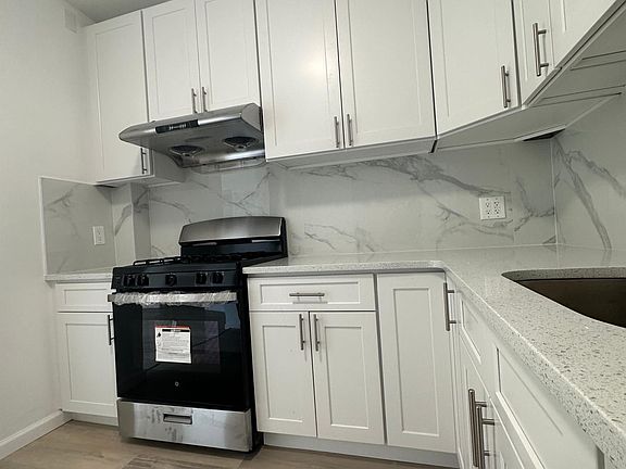 2nd image of 1303 136th St Floor 1