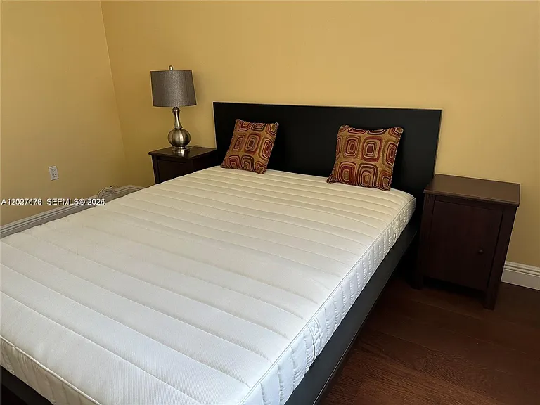 201 S Golden Isles Dr #306 — Photo 31