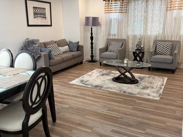 3241 Niagara Sq, Pittsburgh, PA 15213