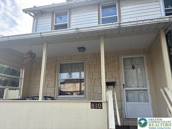 2nd image of 810 N Reed St