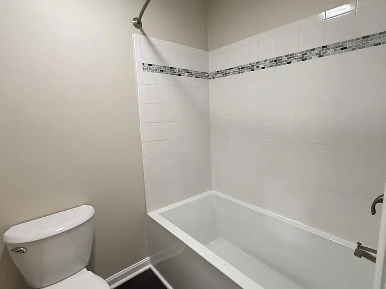218 Tudor Dr — Photo 22