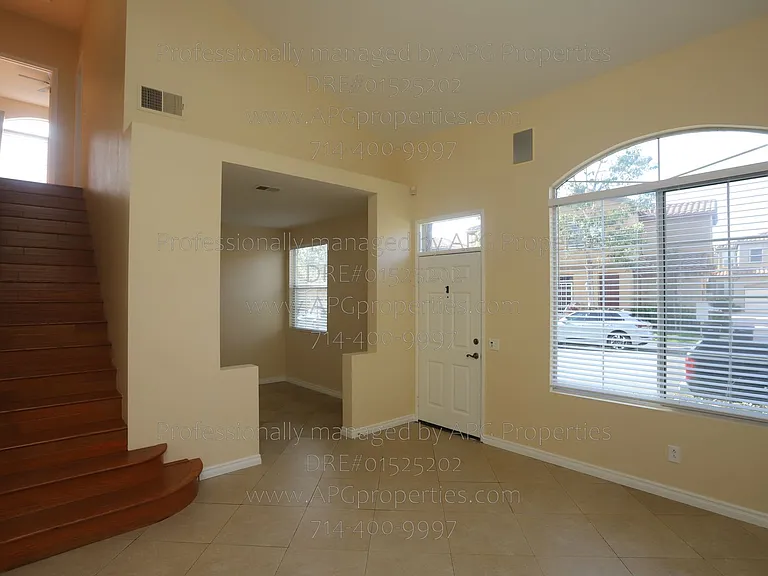48 Calle De Los Ninos — Photo 3