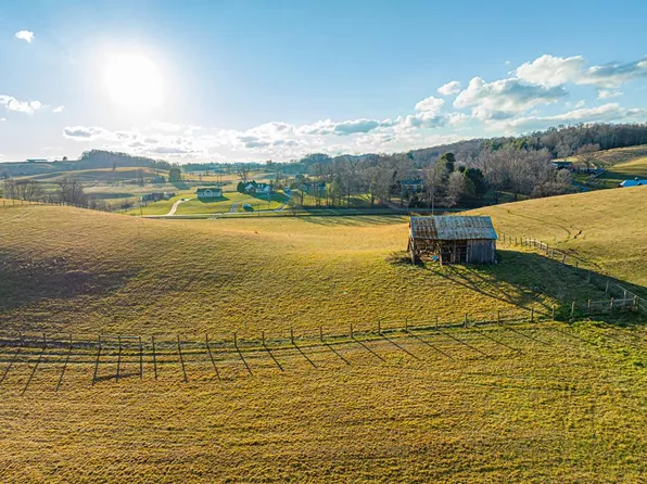 11495 College Dr, Meadowview, VA 24361